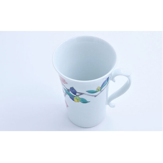赤絵白磁硯処 雪月花 マグカップ〈山茶花文〉 有田焼 A30-147_イメージ5