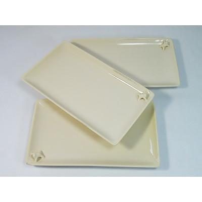 ふるさと納税 長崎県 【波佐見焼】23.5cm磁器製のyammy長角トレイBE　3枚組【西海陶器】3　25476