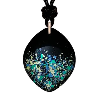 ふるさと納税 海南市 漆器のペンダント　ダイヤ形　彩箔　グリーン |  | 01