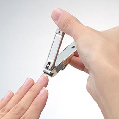 ふるさと納税 関市 ステンレス製高級爪切りS 金属キャッチャー付き G-1115 |  | 02