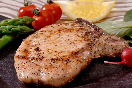 キビまる豚　骨付きロース(Lボーン)　約1kg