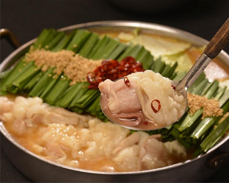 【もつ鍋専門店 笑楽】和牛もつ鍋セット4～5人前しょうゆ味（柚子胡椒付き）