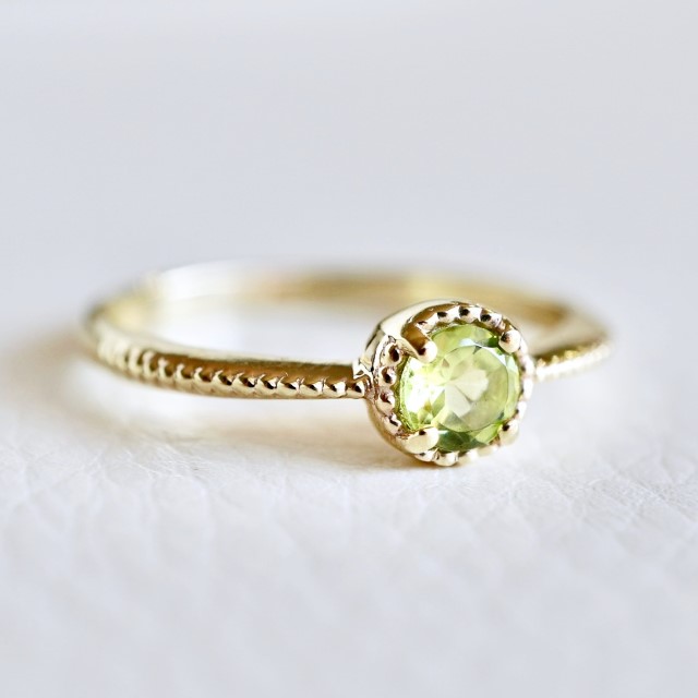 【ジュエリー】K10 イエローゴールド ペリドット 一粒石 シンプル リング 指輪 保証書付　NR-1838