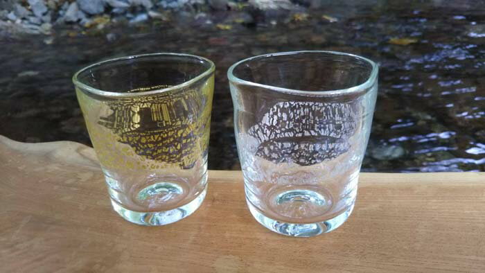 【ふるさと納税】 【浜口義則 作】ぐい呑みペア（金箔・銀箔）2個セット ／ 手作り ガラス 伝統工芸 送料無料 埼玉県 No.272