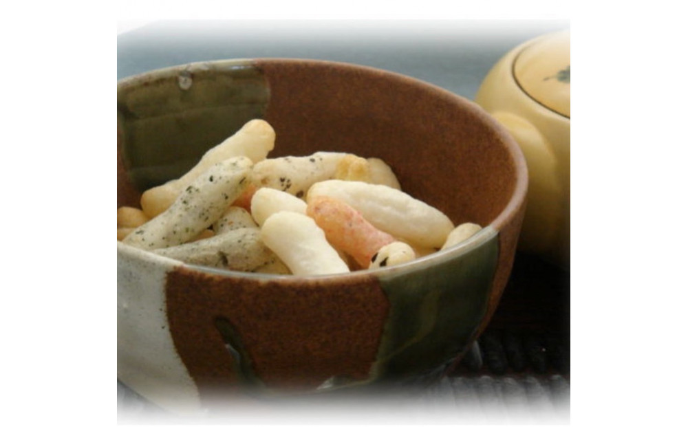 鈴鹿あられ　田舎あられ一斗缶