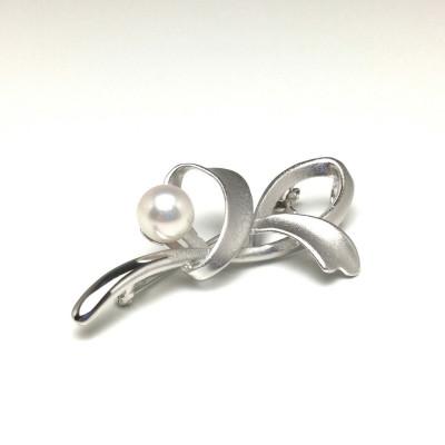 ふるさと納税 志摩市 老舗の真珠専門店・高品質 アコヤ真珠 ブローチ 7.0〜7.5ミリ タイプ:C |  | 01