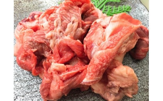 「肉の芸術品」飛騨牛すじ肉1kg 牛すじ煮込み、牛すじ大根、どて煮など F4N-0607