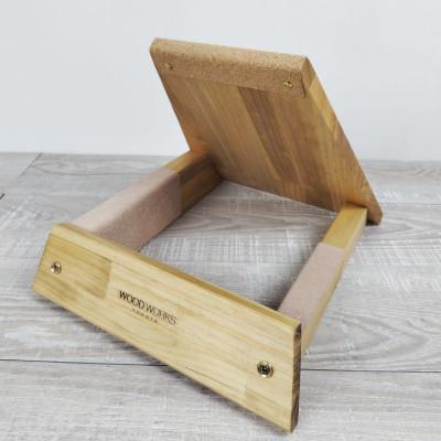 ふるさと納税 横手市 WOOD WORKS ギタースタンド 1本掛け エレキギターオフセットボディ用/ライトブラウン |  | 02