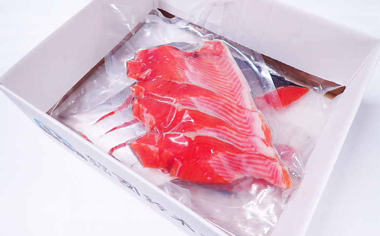 【北海道根室産】無添加甘汐天然紅鮭切身(1尾分)約1.2kg<新物> B-11123