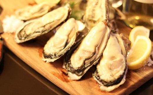 プレミアムオイスター 殻付き 牡蠣 12～15個入