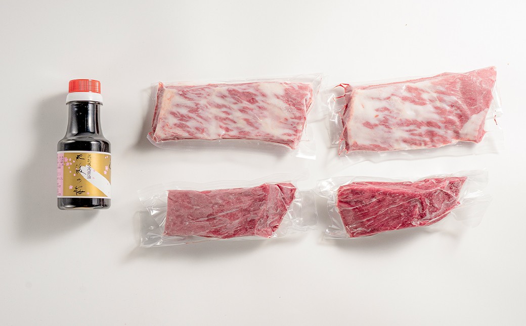 【桜屋】 赤身 霜降り 馬刺し 食べ比べ 各約300g ／ 計約600g （専用醤油付き 150ml×1本）