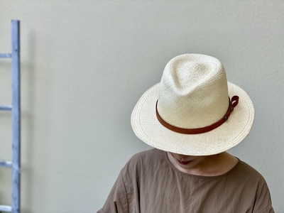木型 で作った 中折れ パナマハット | 関口善大靴工房 サイズ調整テープ付き オリジナル木型 ナチュラルカラー 中折れ 中折れ帽子 中折れ帽 ハット 帽子 最高級素材 エクアドル産 パナマ 本牛革 