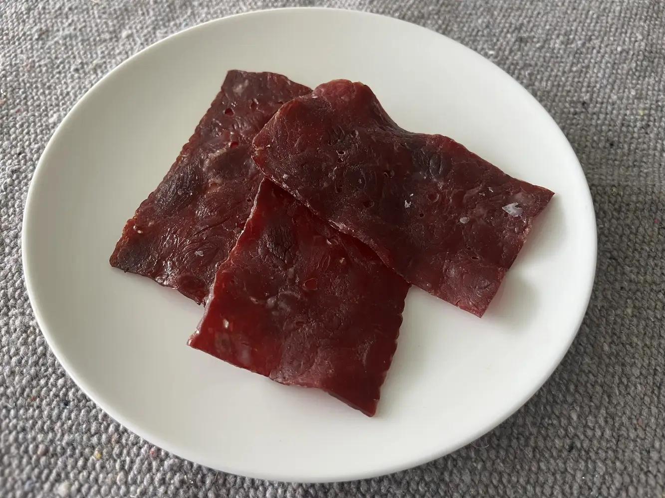 北海道産 ワインビーフ ジャーキー 6袋 セット 計180g ビーフジャーキー おつまみ 牛肉 珍味 酒の肴 常温保存 ふるさと納税 北海道池田町