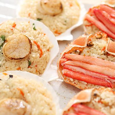 ふるさと納税 小樽市 【佐藤水産】レンジで簡単　蟹おこわと炙り帆立おこわ  (各3食)　計6人前 簡単調理のお惣菜 |  | 01