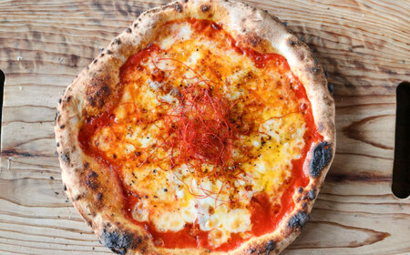 【 ナポリピッツァ専門店 が作る 薪窯焼き 冷凍 ピッツァ セット 】 おつまみ に最適！ ピリ辛 ディアボラ ×3枚【堀川ピッツァ】[BHBV006]