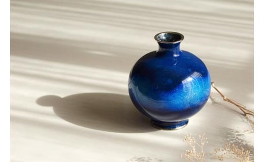 
                  ★色３種★【尾張七宝窯元　加藤七宝製作所】４.５寸玉形花瓶　宙・水・陽（紺透け・緑透け・赤透け）
                