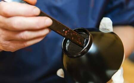 【安比塗漆器】5寸椿皿 1枚 溜 ／ 漆器 漆塗り 安比塗 お皿 皿 菓子皿 取り皿 食器 和食器 木製 器 うつわ 漆塗 漆 うるし 工芸品 伝統工芸 贈り物 誕生日 プレゼント ギフト お土産 シ