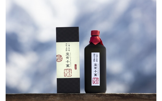 
八海山本格粕取り焼酎「宜有千萬」720ml×6本
