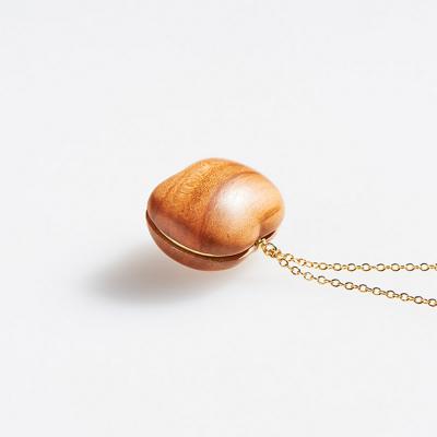 ふるさと納税 弘前市 ネックレス「一粒の大きなりんご」(Short)|24_kms-200101 |  | 02