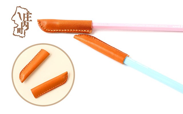 
                  栃木レザー えんぴつキャップ 3個 セット 日本製 本革 キャメル ペン先保護 芯折れ防止 外れにくい コンパクト ミニサイズ 文房具 高級感 学生 ビジネス 革小物 経年変化 ギフト
                