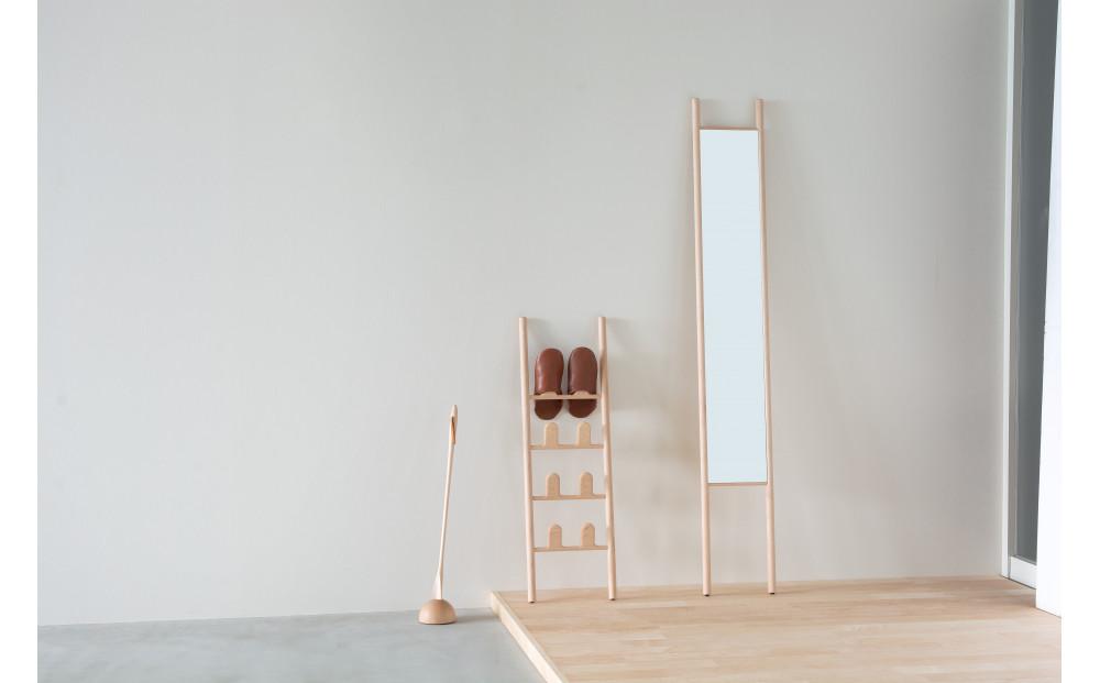 【ギフト用】旭川家具　コサイン　靴べら（L）＆スタンドセット メープル 【 旭川家具 北海道 旭川市 木製 家具 選べる樹種 靴べら 専用スタンド 屈まず使える 長い ロング シューホーン 滑らか仕上