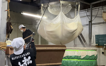 松盛純米大吟醸「祥」 袋吊り　自然落下雫酒1800ｍｌ【自然しぼり 日本酒 最高峰 純米大吟醸 お酒 さけ】