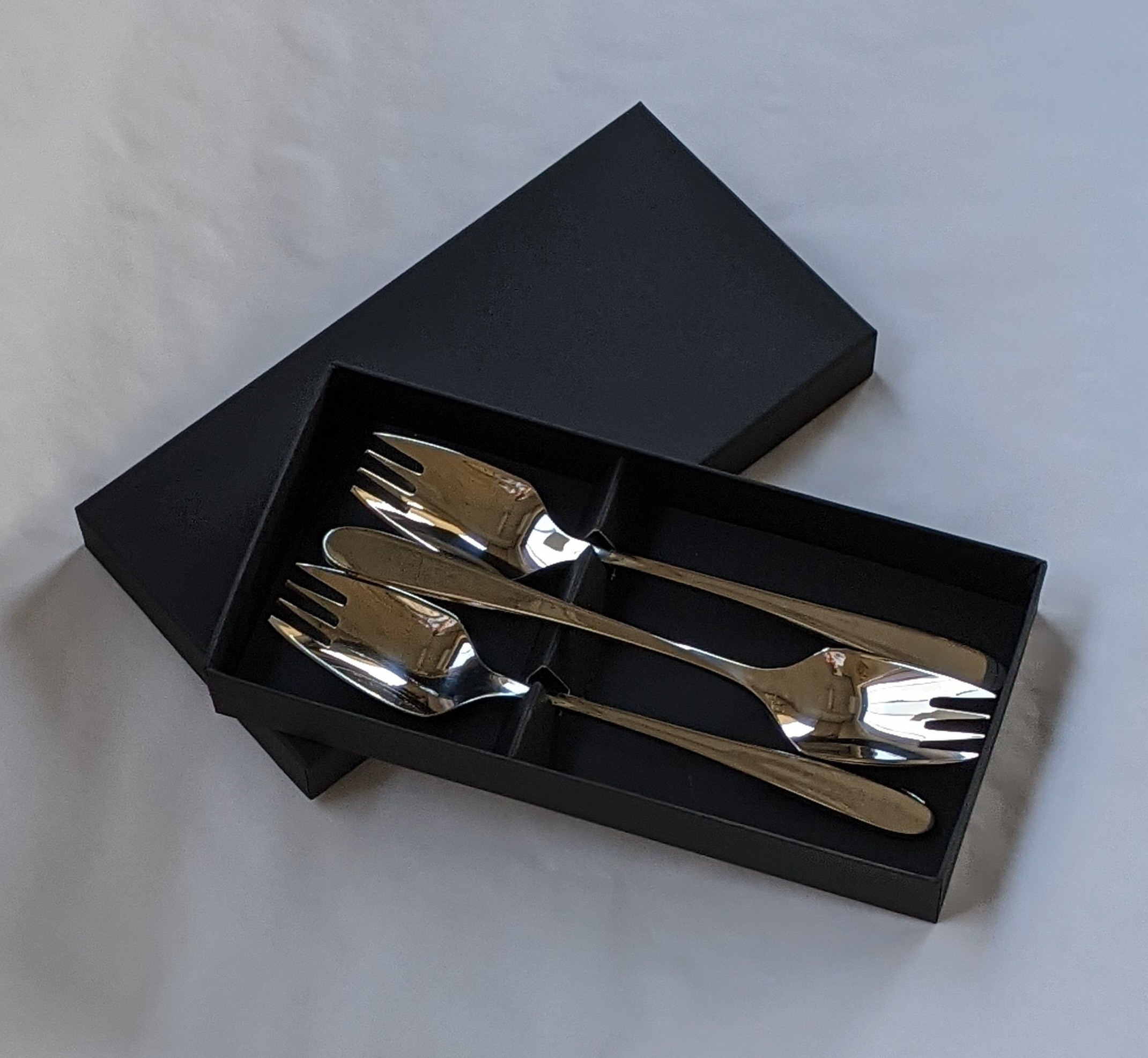 
                  18-8ステンレス カツカレーに最適スプーン3本セット FC006014
                