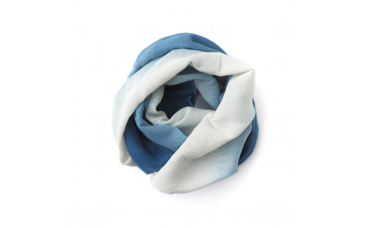 
            026ai amu 天然藍染スカーフ/ぼかし ///藍染 和紙 スカーフ UV 日よけ レディース 婦人 メンズ 紳士 おしゃれ シンプル カジュアル 肌触り ふっくら 日本製 奈良県 広陵町
          