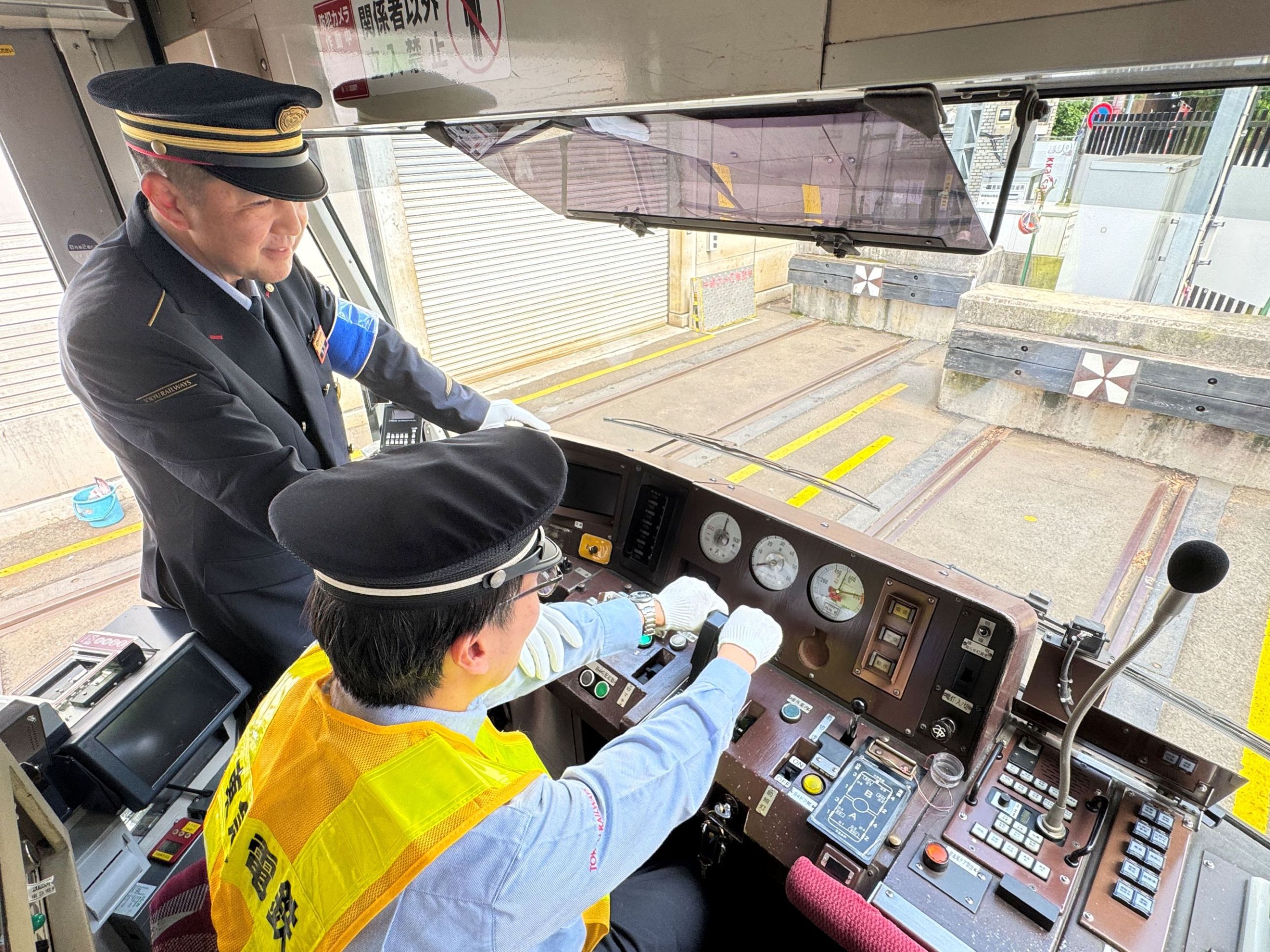 親子で楽しむ！東急世田谷線 上町車庫見学ツアー [小学校3～6年生] 2025年7月20日(日)開催