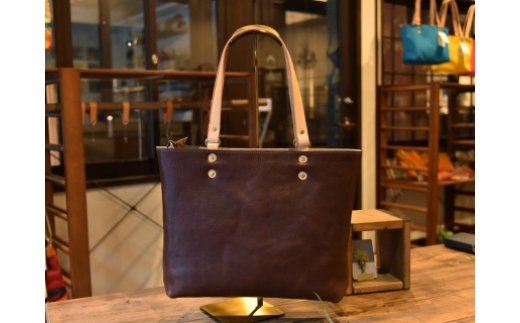 ハンドメイド　レザートートバッグ・名入れ可能【CC05U】