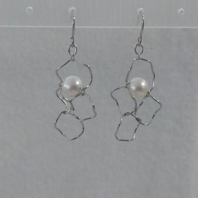 ふるさと納税 鳥羽市 伊勢志摩あこや本真珠ピアス・クリオネR 20-96