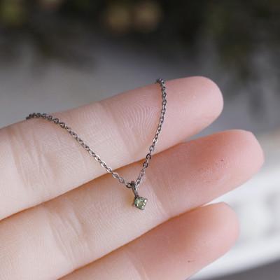 ふるさと納税 弥彦村 純チタンペリドットの一粒石ペンダント 誕生石 ネックレス 変色しにくい ギフト 新潟県 弥彦村 |  | 02