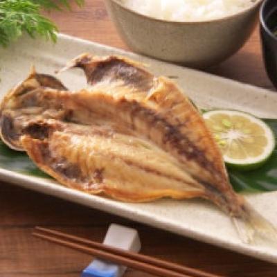 ふるさと納税 沼津市 四代目弥平 国産干物セット　4種7枚　食べ比べ |  | 01