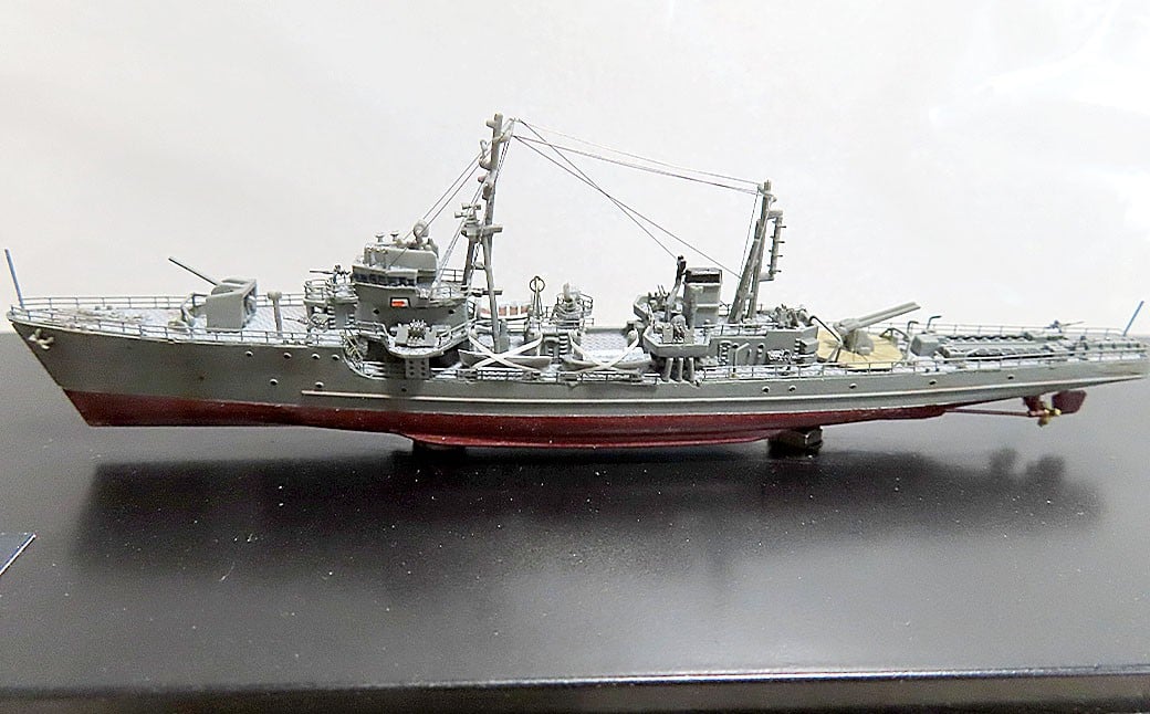 
                  プロプラモデラーが作る！一点物 海防艦「鵜来」1/700（完成品）ピットロードベースプラモデル プラモデル プラモ プロプラモデラー 
                