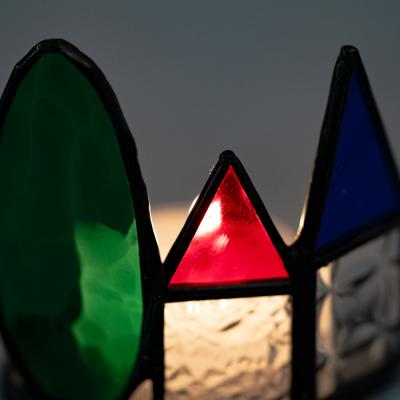 ふるさと納税 大月町 ステンドグラス キャンドルホルダー 三角屋根の街並み 手作り インテリア雑貨 ハンドメイド 雑貨 |  | 01