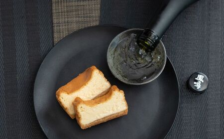 鳳鳴酒造「純米大吟醸・笹の滴を使ったチーズケーキ」 AR19