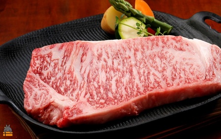 《和牛日本一獲得》5等級 これが!!鹿児島黒牛 サーロインステーキ＆2種の霜降り「すき焼き」（サーロイン400g（200g×2P）＆リブロース300g＆カタロース300g) ( 5等級 黒牛 黒毛和牛