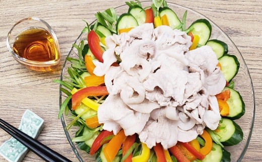 白金豚しゃぶしゃぶセット計１kg（ロース肉500g,モモ肉500g） 【032】