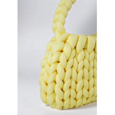 ふるさと納税 和泉市 ライトイエロークレセントバッグ |  | 03