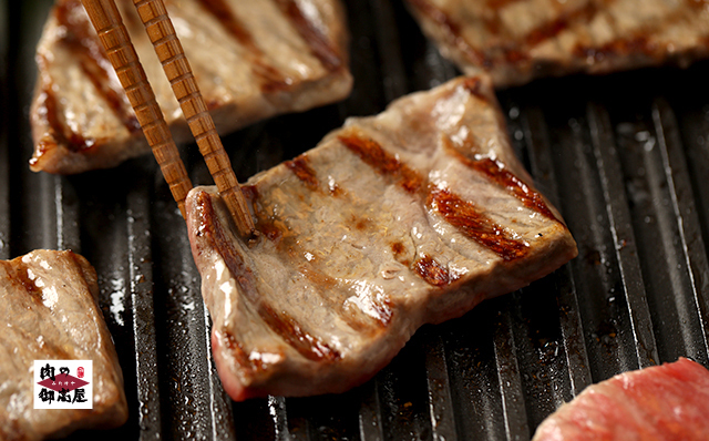 【冷蔵配送】飛騨牛 焼肉用モモ 500g