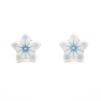 ふるさと納税 瑞浪市 【美濃焼】ききょうピアス(水色)