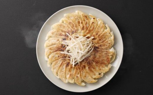 業務用 ばってん餃子 100個セット 17g×50個×2袋 餃子 ぎょうざ ギョーザ おかず 惣菜 冷凍 保存料・増量剤不使用