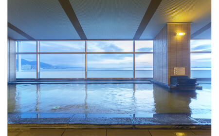 【琵琶湖ホテル】平休日1泊朝食付ペア宿泊券《【デラックスフロア】Luminaツイン》