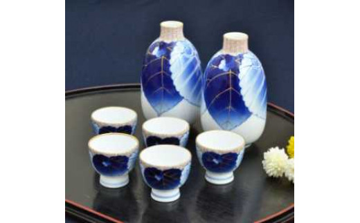 
香蘭社 愁海棠・酒器揃
