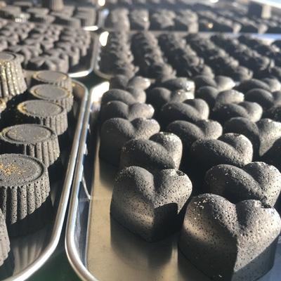 ふるさと納税 吉田町 【吉田町のセラミック炭】炭のチョコラ4個入 |  | 03