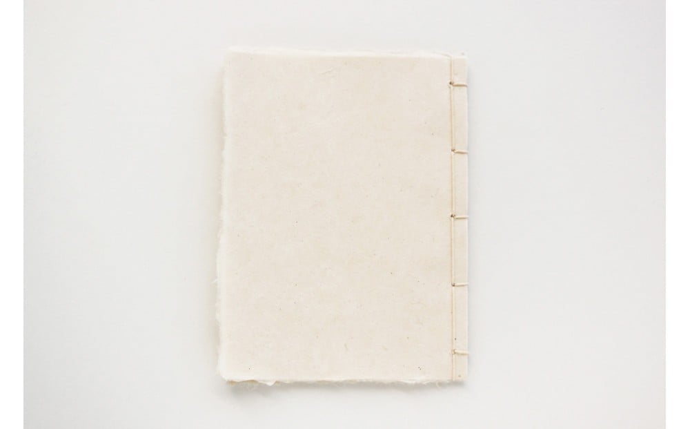 
                  二俣和紙の和帖　無地　16枚綴り　32ページ　和帖 和紙 紙 文房具 筆記用具 雑貨 日用品　石川 金沢 北陸 復興支援 復興応援
                