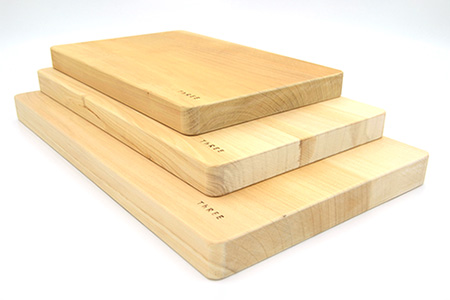 天然銘木 銀杏のまな板（大） サイズ：約400×240×28mm 職人仕上げ TR-2-2 徳島 那賀 木 天然銘木 銀杏 木目 木製 日本製 まな板 キッチン用 料理 調理 調理器具 お祝い 贈物 