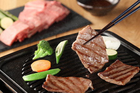 飛騨牛カルビ焼肉用（800g）最高級 国産 牛肉 ブランド牛 和牛 大容量 【22-25】【冷凍】
