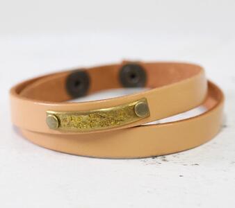 【格言メッセージがかっこいい レザーブレスレット】イタリアンレース 牛革 レザーカラー：ヌメ WL003 ヌメ ブレスレット
