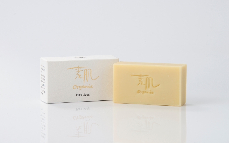 
4種のオーガニック美容オイルで作った自然派手作りせっけん
